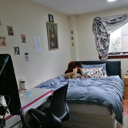 Guest House Private Room Near Glasgow City Centre Екстер'єр фото