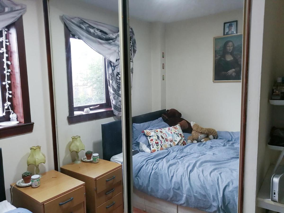 Guest House Private Room Near Glasgow City Centre Екстер'єр фото