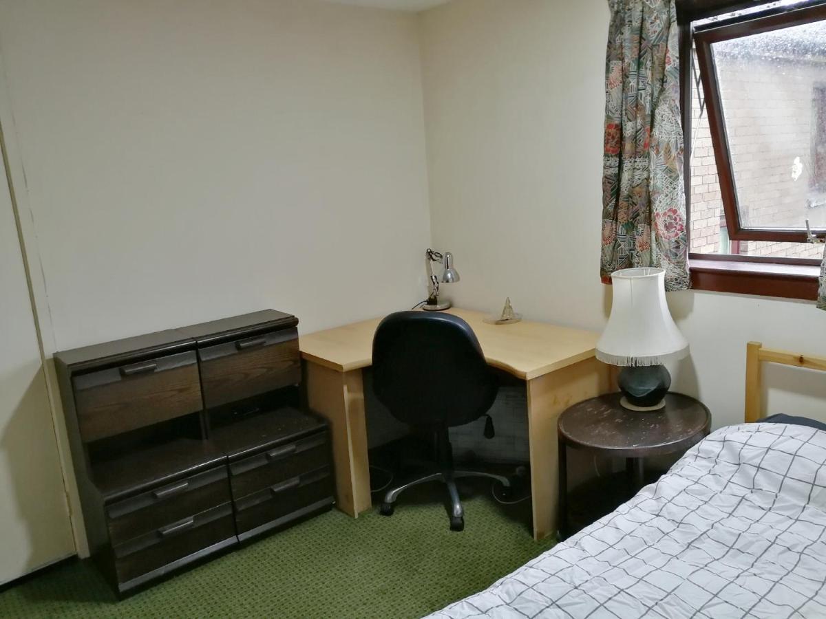 Guest House Private Room Near Glasgow City Centre Екстер'єр фото